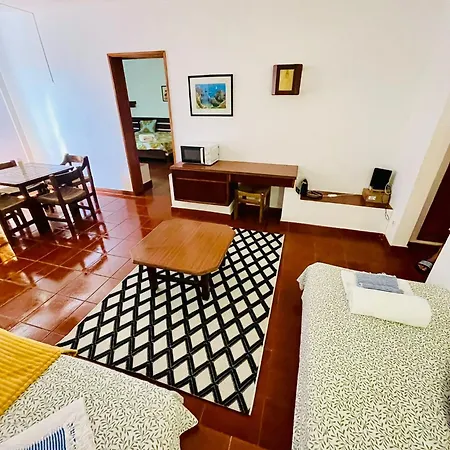 T1, Da Oura Apartment